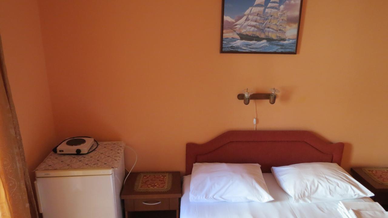 Oaza Hotel Petrovac Exterior photo